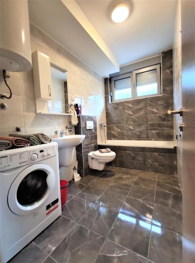Pavlina Apartments Будва Екстер'єр фото