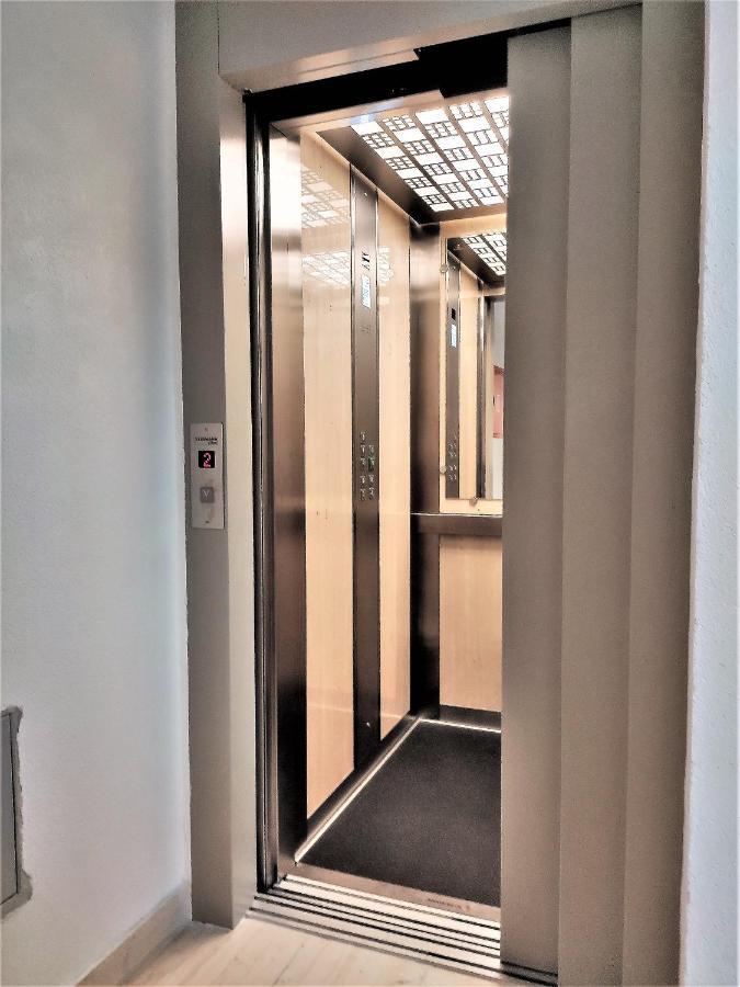 Pavlina Apartments Будва Екстер'єр фото
